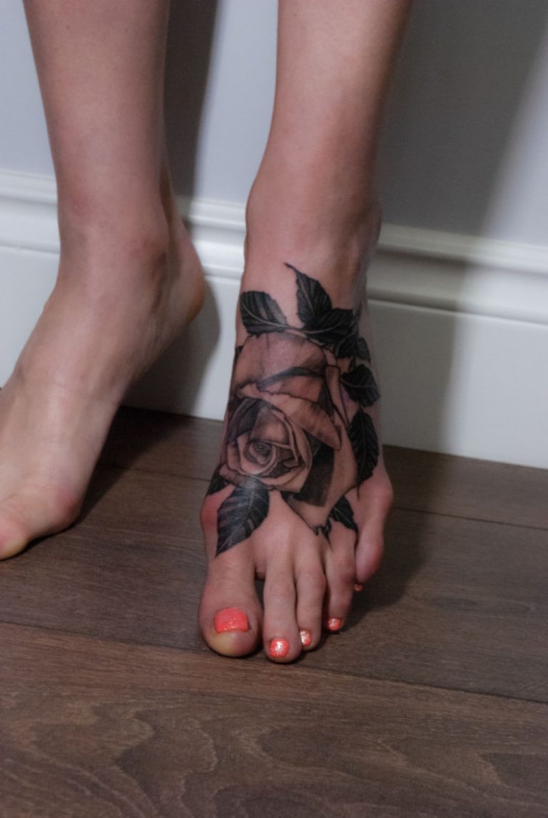 Фото 2 — Dudnikov Tattoo, тату салон у місті Київ